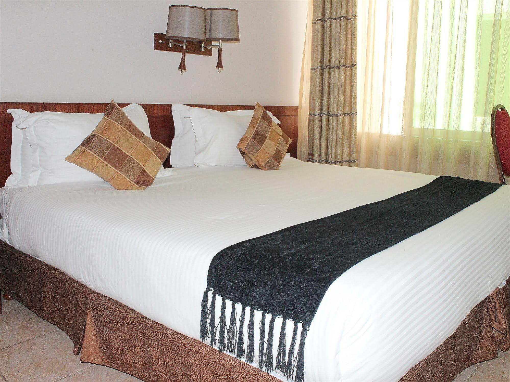 Sunrise B&B Nairobi Ngoại thất bức ảnh